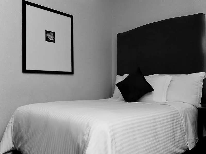 Washington Jefferson At Times Square Hotel New York