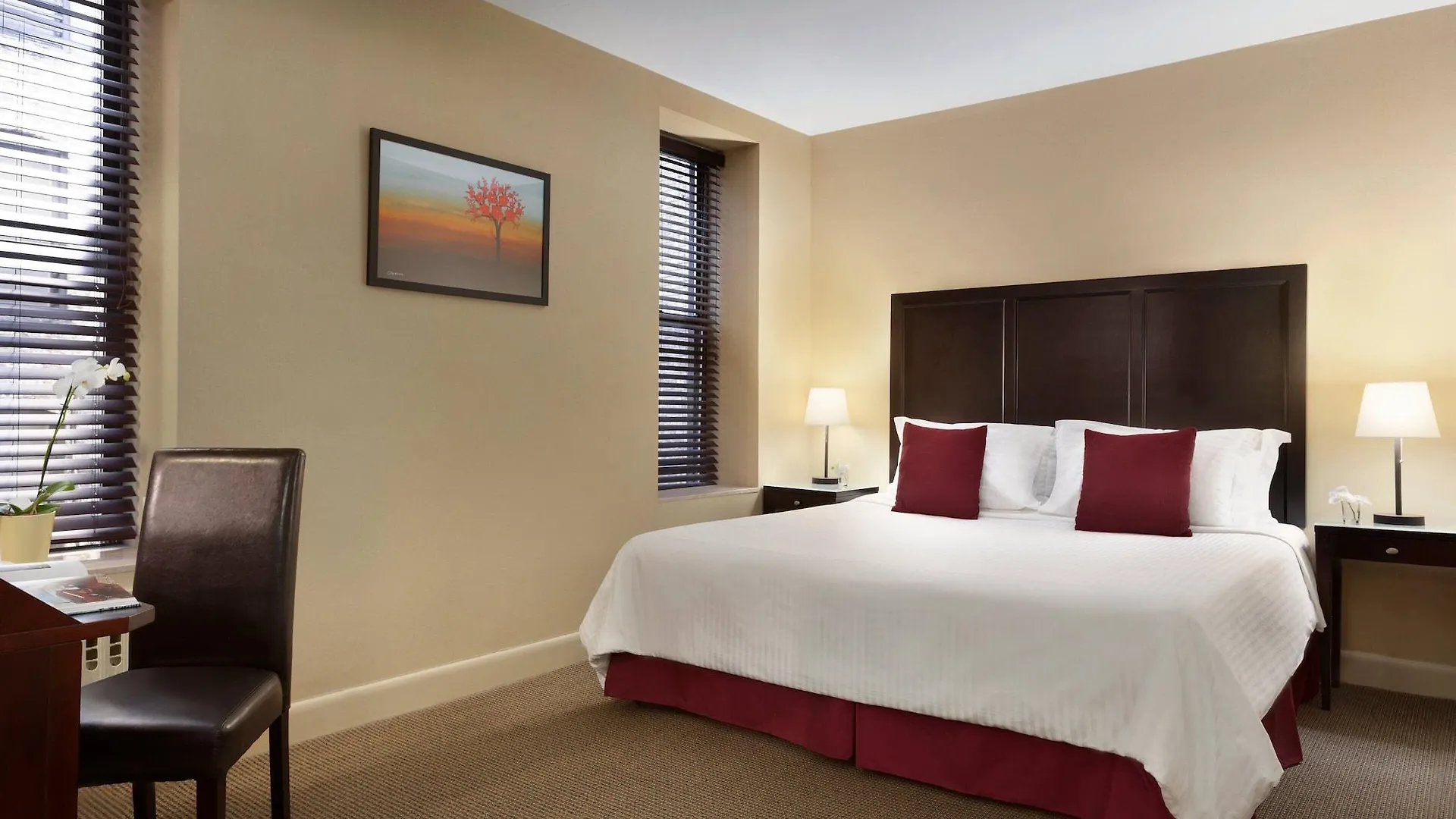 Washington Jefferson At Times Square Hotel New York