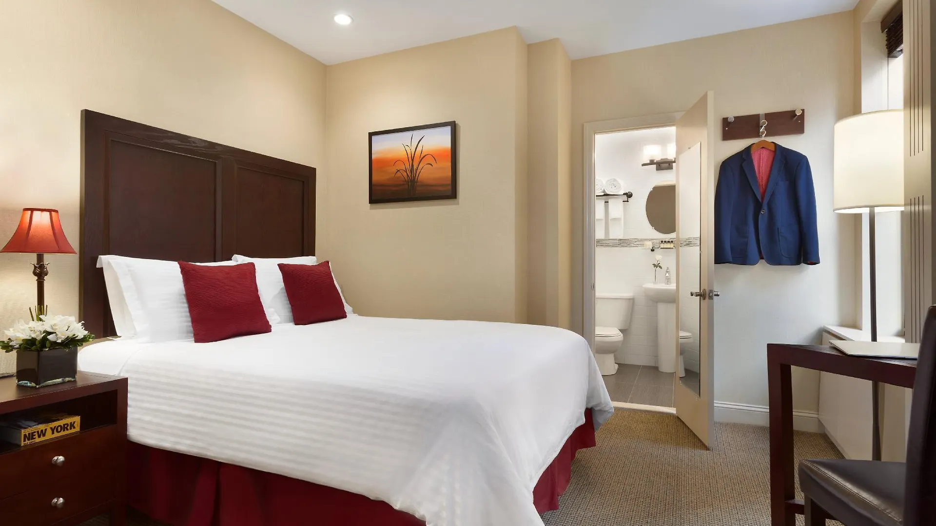 Washington Jefferson At Times Square Hotel New York