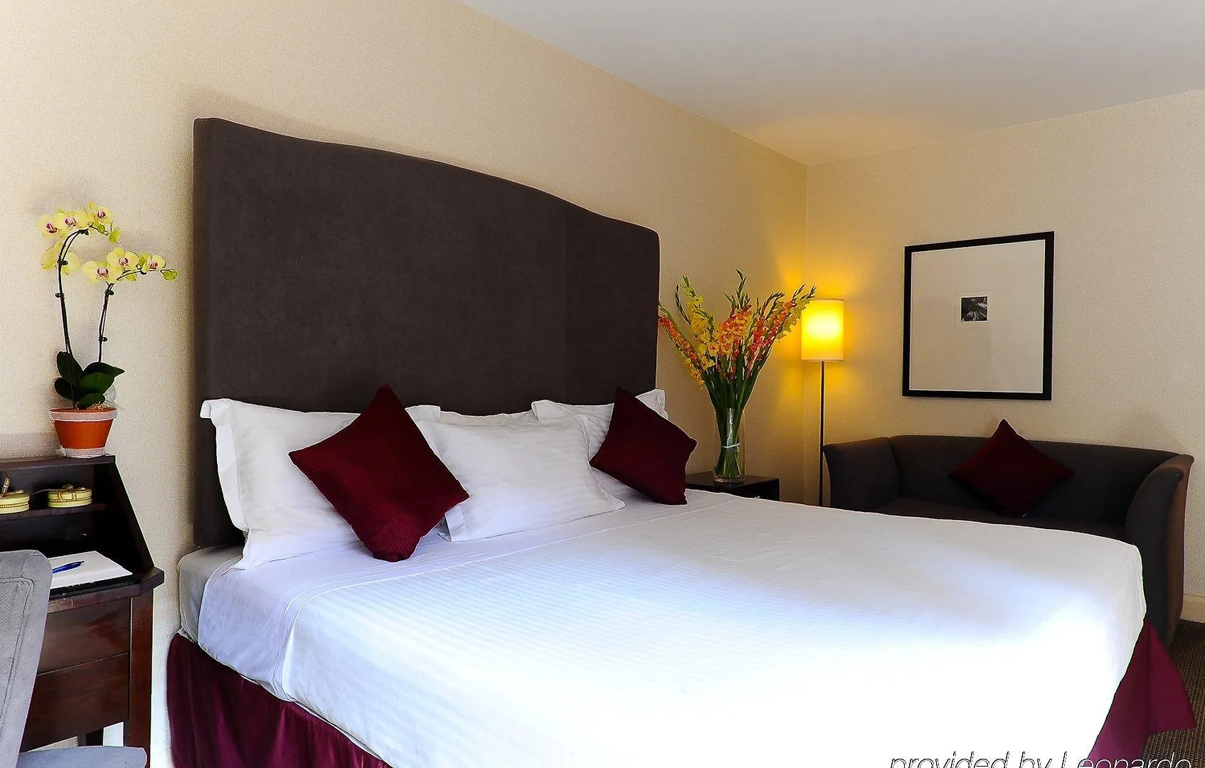Washington Jefferson At Times Square Hotel New York USA